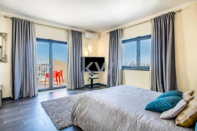 Apartamento T4 para Venda em Portimão