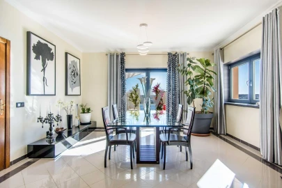 Apartamento T4 para Venda em Portimão