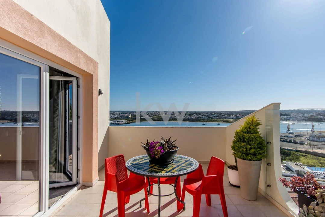 Apartamento T4 para Venda em Portimão Foto 13