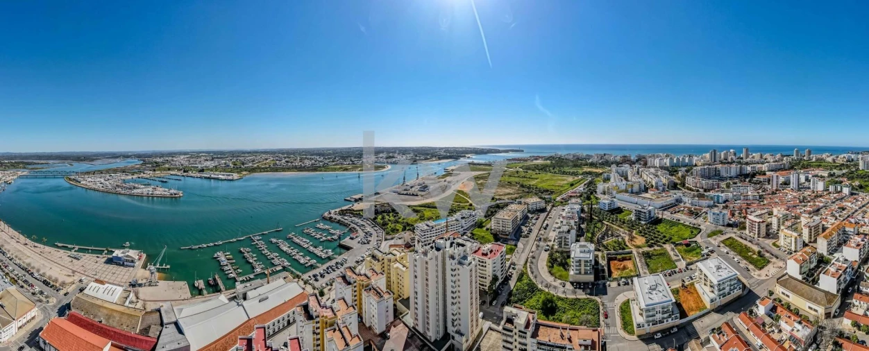 Apartamento T4 para Venda em Portimão Foto 39