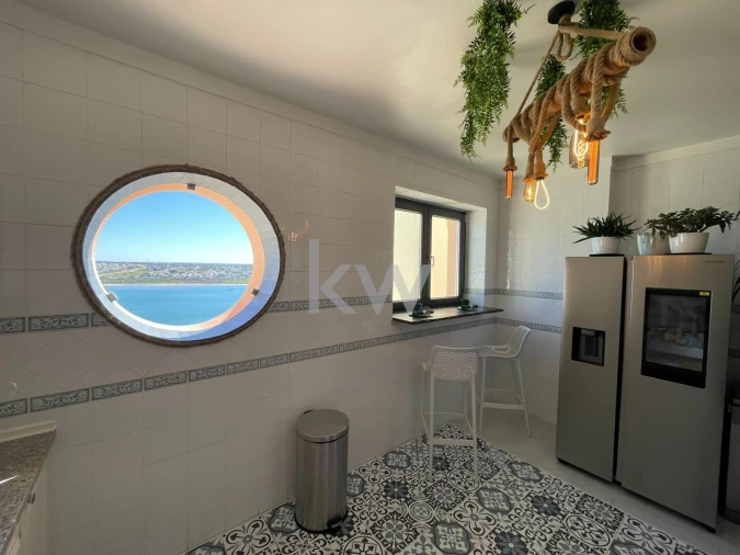 Apartamento T4 para Venda em Portimão Foto 31