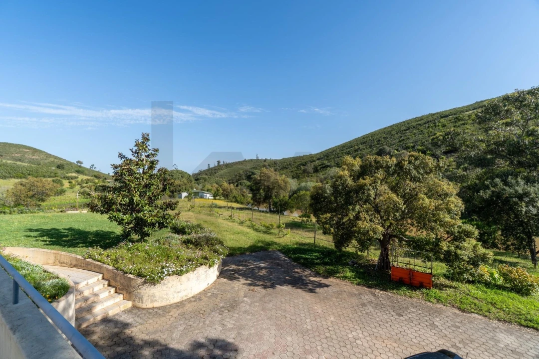 Quinta T2 para Venda em Mexilhoeira Grande Foto 14