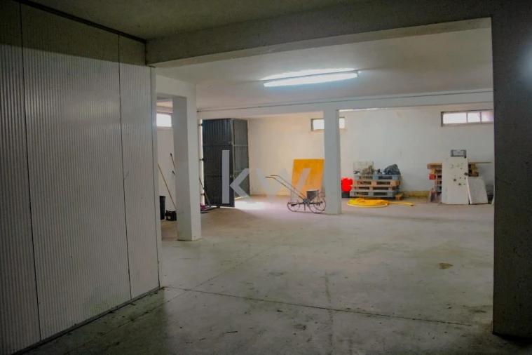 Loja para Venda em Regueira de Pontes Foto 18