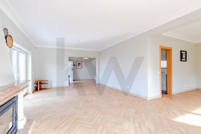 Moradia T4 para Venda em Alcabideche