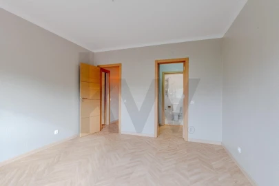 Moradia T4 para Venda em Alcabideche