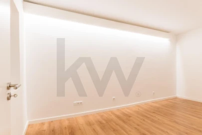 Apartamento T3 para Arrendamento em Misericórdia