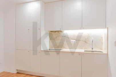 Apartamento T3 para Arrendamento em Misericórdia