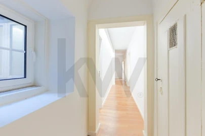 Apartamento T3 para Arrendamento em Misericórdia