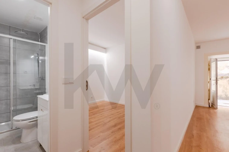 Apartamento T3 para Arrendamento em Misericórdia Foto 21