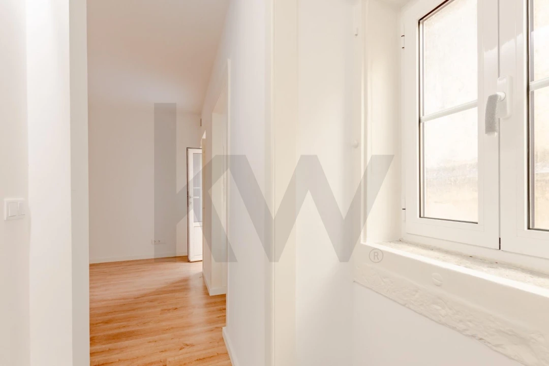 Apartamento T3 para Arrendamento em Misericórdia Foto 12