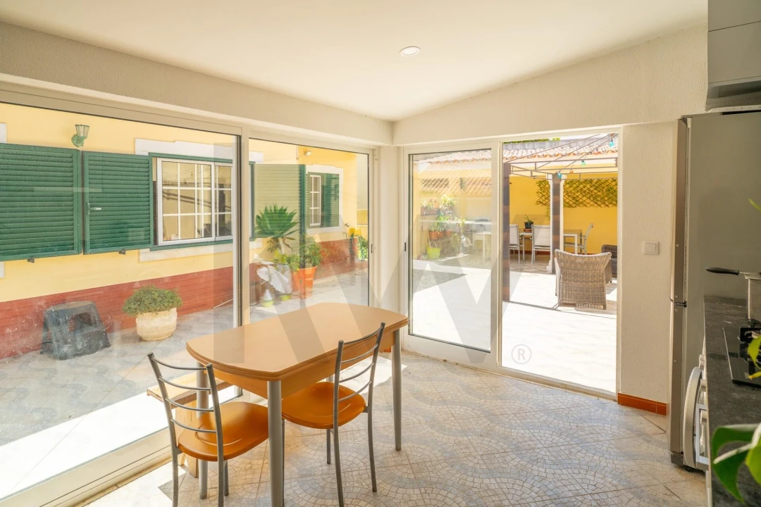 Moradia T3 para Venda em Santa Iria de Azoia, São João da Talha e Bobadela Foto 36