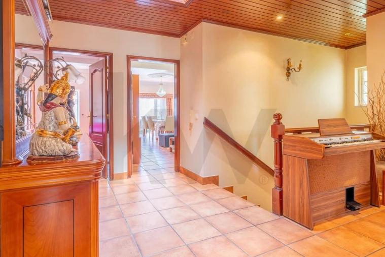 Moradia T3 para Venda em Santa Iria de Azoia, São João da Talha e Bobadela Foto 12