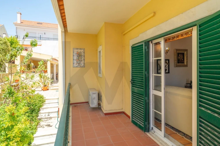 Moradia T3 para Venda em Santa Iria de Azoia, São João da Talha e Bobadela Foto 6