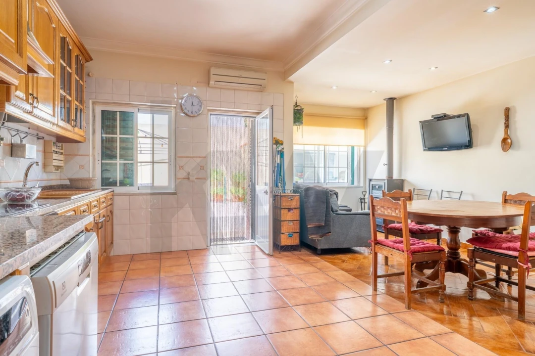 Moradia T3 para Venda em Santa Iria de Azoia, São João da Talha e Bobadela Foto 3