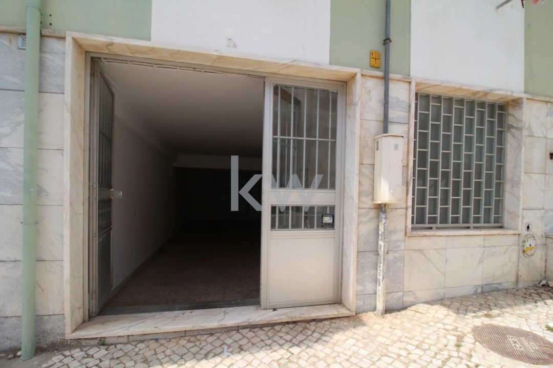 Armazém para Venda em Agualva e Mira-Sintra Foto 11