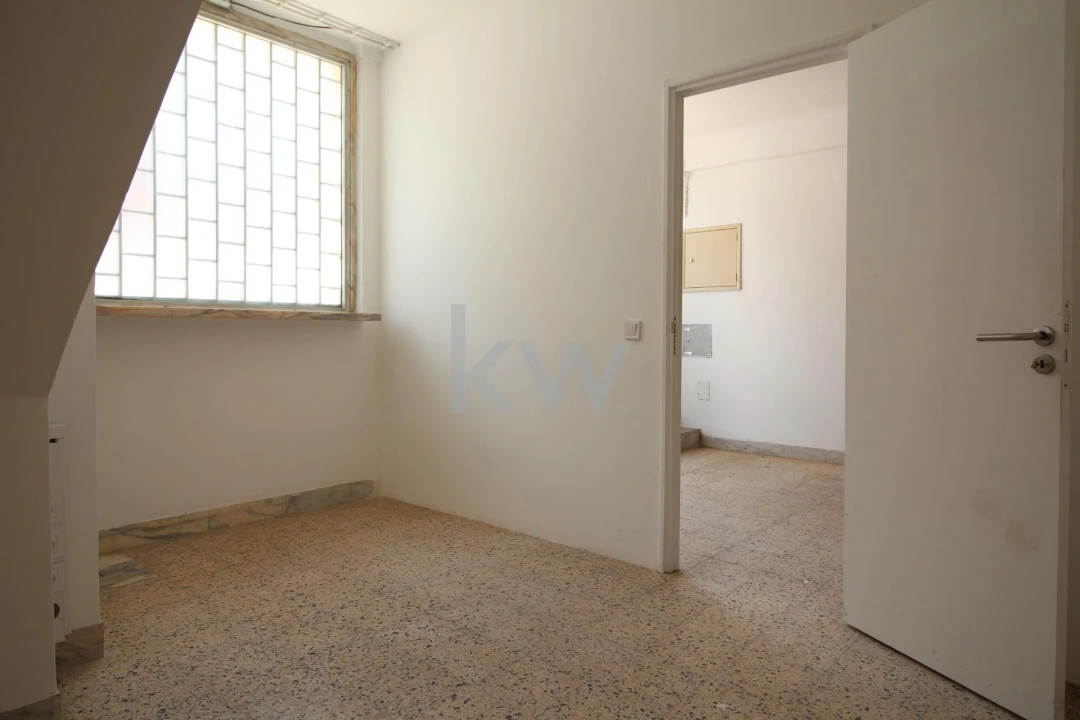 Armazém para Venda em Agualva e Mira-Sintra Foto 3