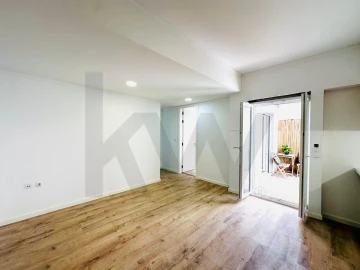 Apartamento T2 para Venda em São João das Lampas e Terrugem