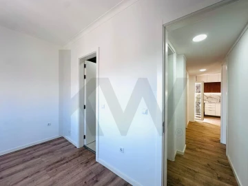 Apartamento T2 para Venda em São João das Lampas e Terrugem