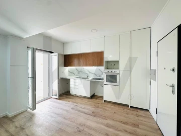 Apartamento T2 para Venda em São João das Lampas e Terrugem