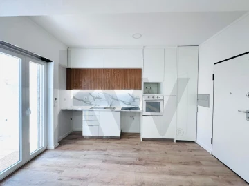 Apartamento T2 para Venda em São João das Lampas e Terrugem