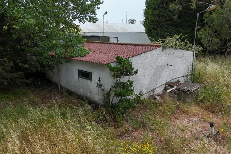 Terreno para Venda em Campelos e Outeiro da Cabeça Foto 10