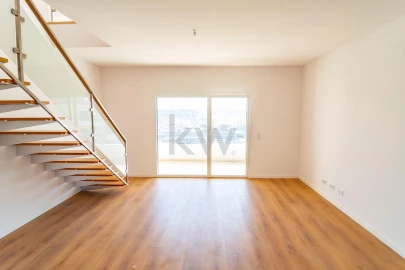 Apartamento T3 para Venda em Odivelas