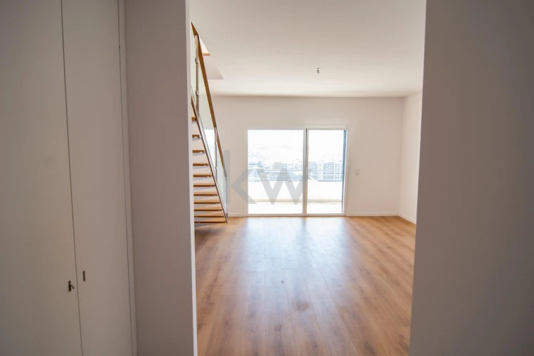 Apartamento T3 para Venda em Odivelas Foto 4