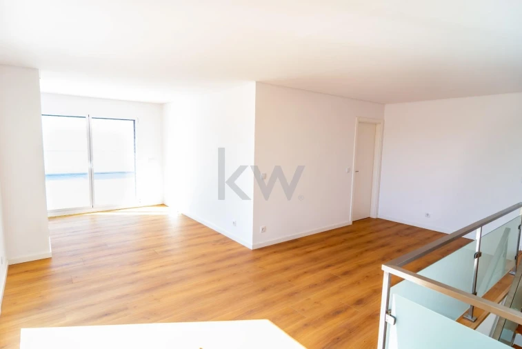 Apartamento T3 para Venda em Odivelas Foto 52