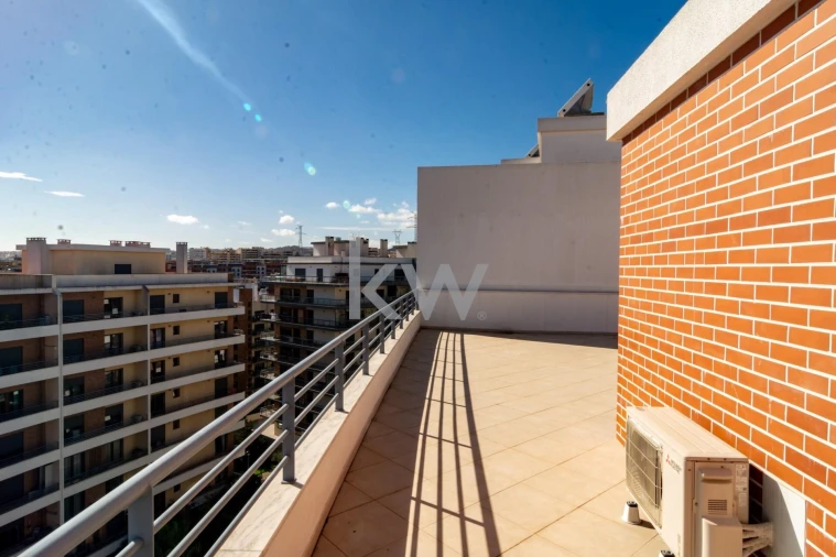 Apartamento T3 para Venda em Odivelas Foto 57