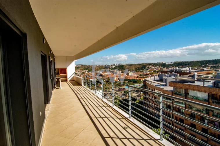 Apartamento T3 para Venda em Odivelas Foto 37