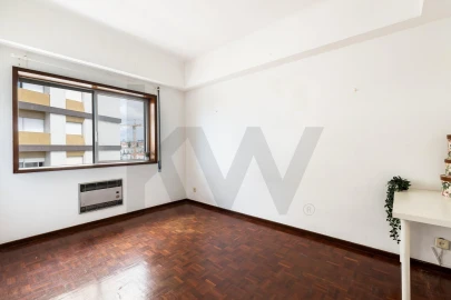 Apartamento T3 para Venda em Santa Marinha e São Pedro da Afurada