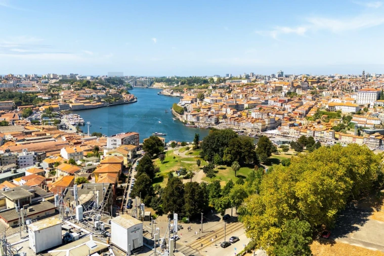 Apartamento T3 para Venda em Santa Marinha e São Pedro da Afurada Foto 34