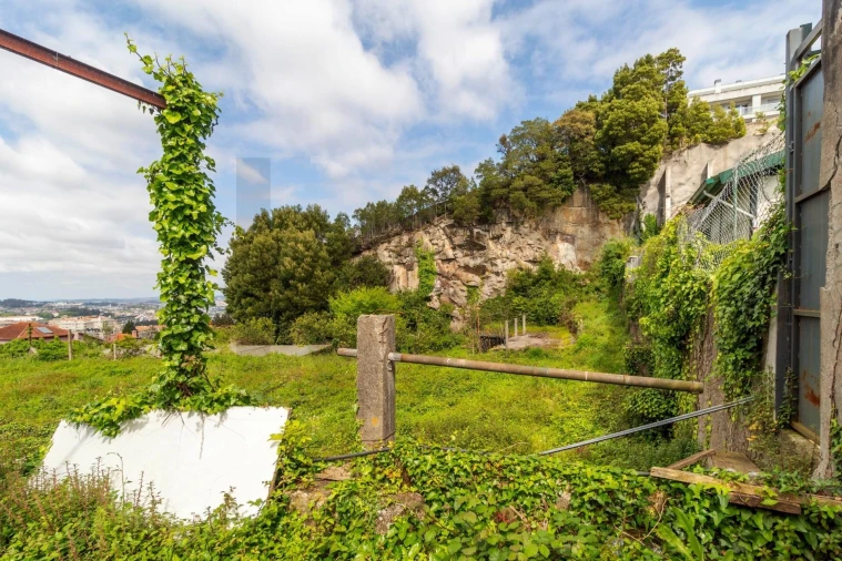 Terreno para Venda em Mafamude e Vilar do Paraíso Foto 18