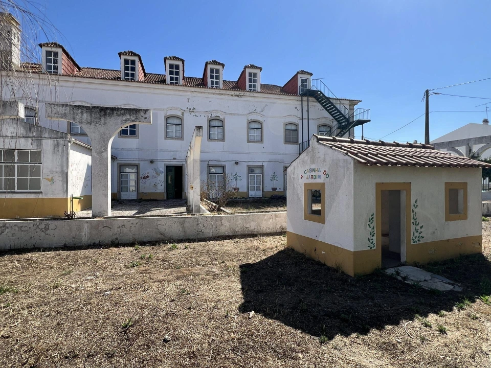 Prédio para Venda em Almeirim Foto 35