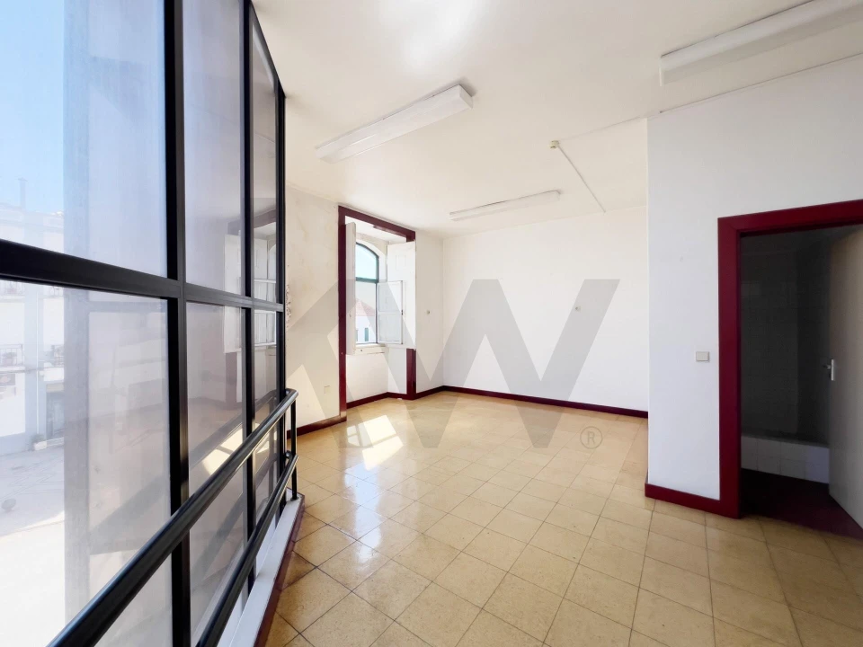 Prédio para Venda em Almeirim Foto 20