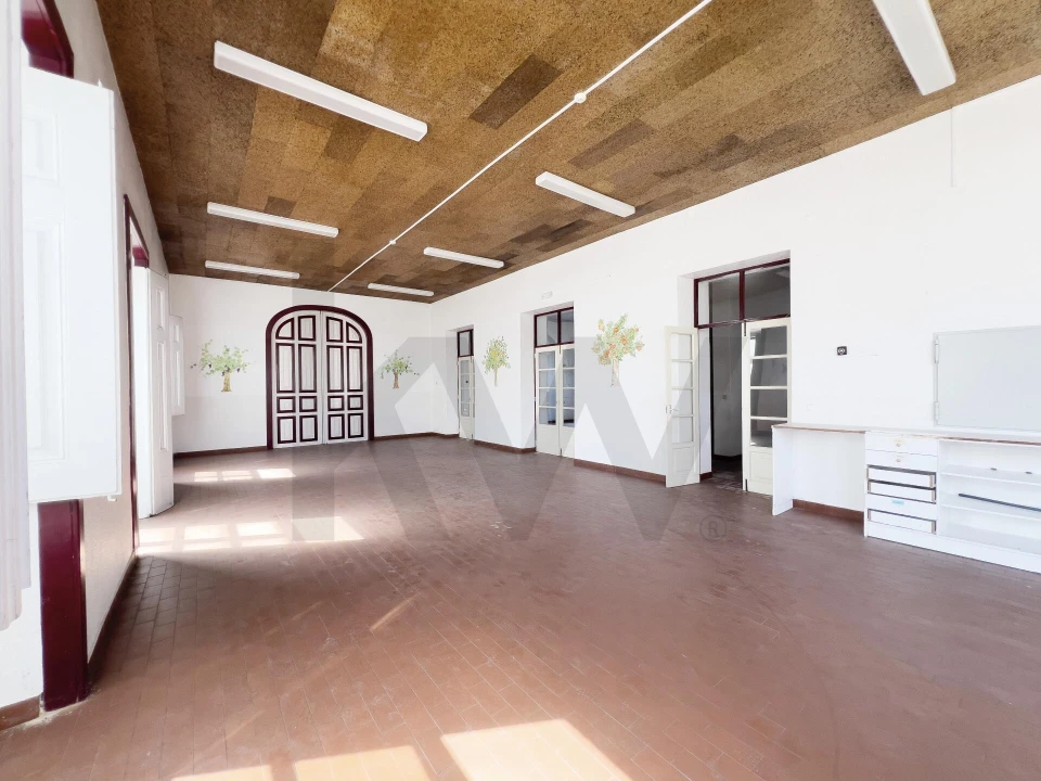 Prédio para Venda em Almeirim Foto 9