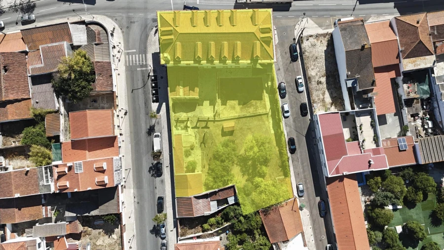 Prédio para Venda em Almeirim Foto 2