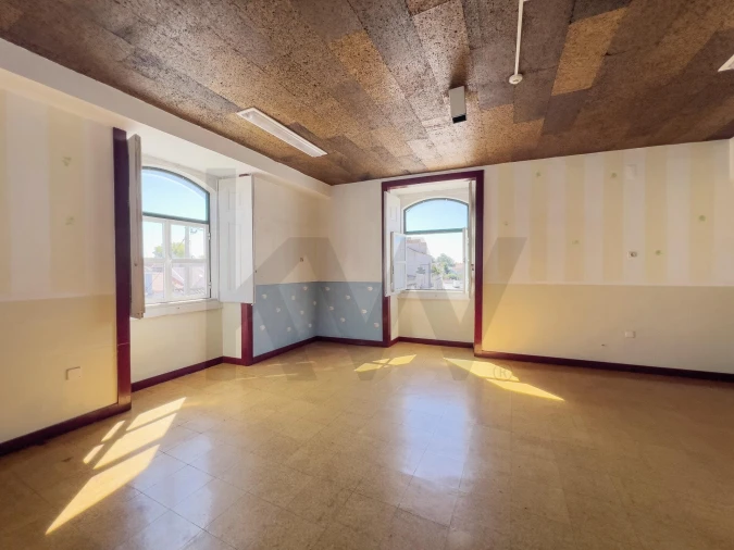 Prédio para Venda em Almeirim Foto 29