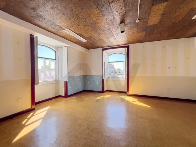 Prédio para Venda em Almeirim Foto 25