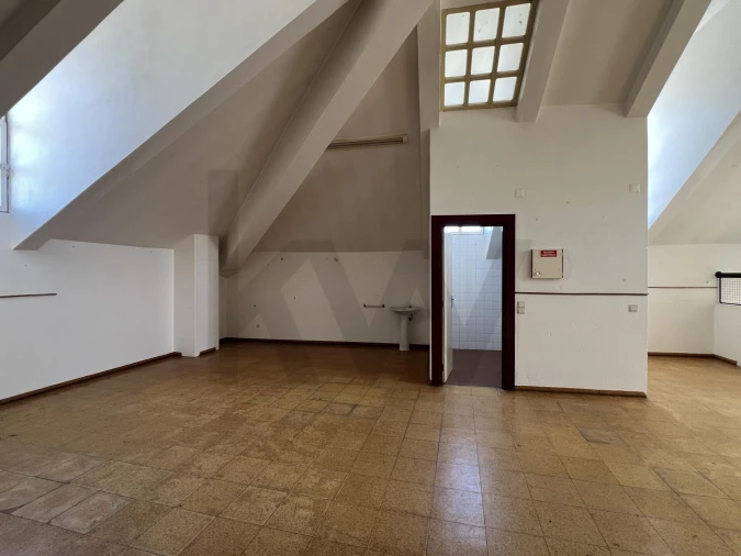 Prédio para Venda em Almeirim Foto 30