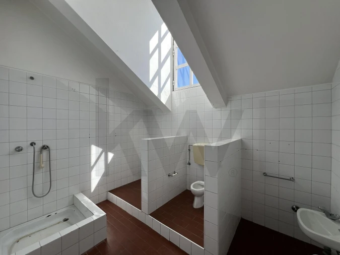 Prédio para Venda em Almeirim Foto 33