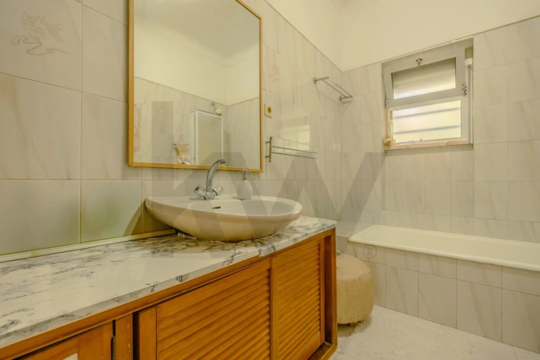 Prédio para Venda em Costa da Caparica Foto 8