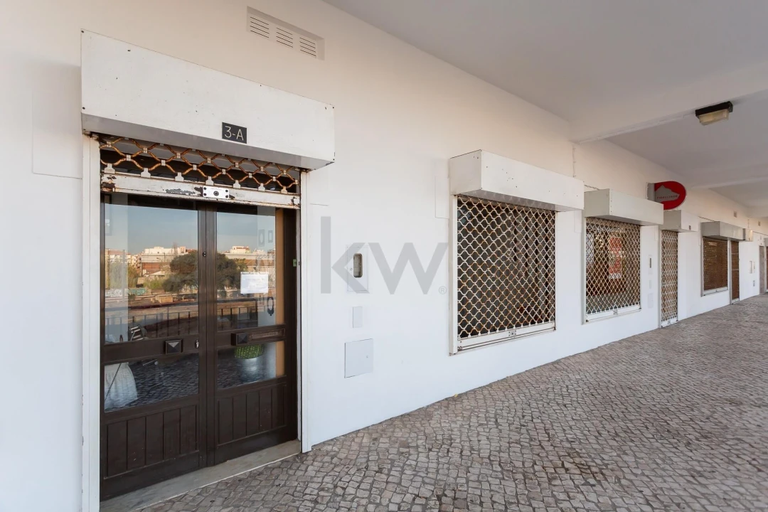 Loja para Venda em Alto do Seixalinho, Santo André e Verderena Foto 14