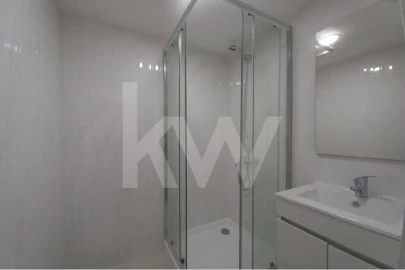 Apartamento T3 para Venda em Corroios