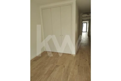 Apartamento T3 para Venda em Corroios