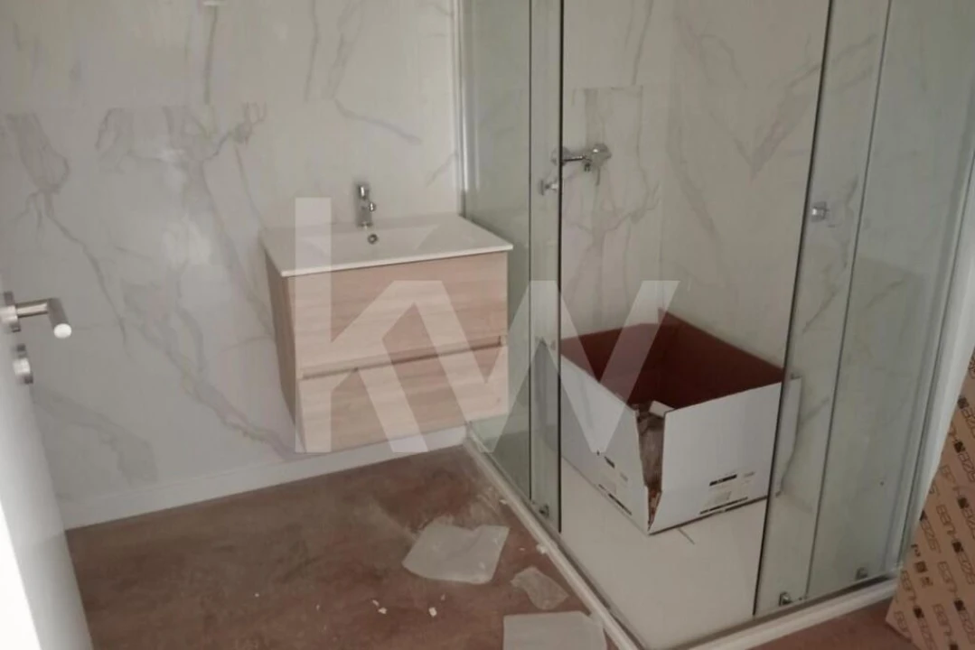 Apartamento T3 para Venda em Corroios Foto 15