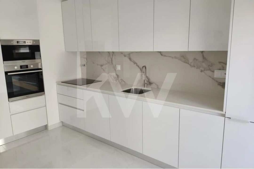 Apartamento T3 para Venda em Corroios Foto 16