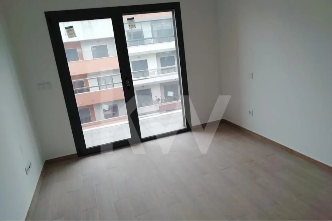 Apartamento T3 para Venda em Corroios Foto 4