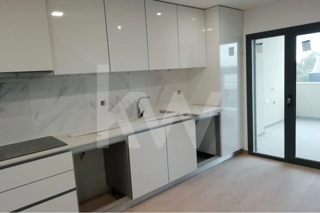 Apartamento T3 para Venda em Corroios Foto 2