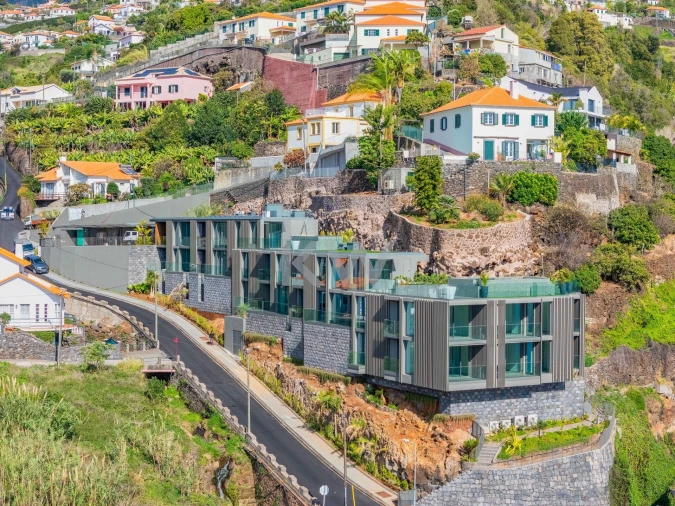 Apartamento T1 para Venda em Arco da Calheta Foto 12